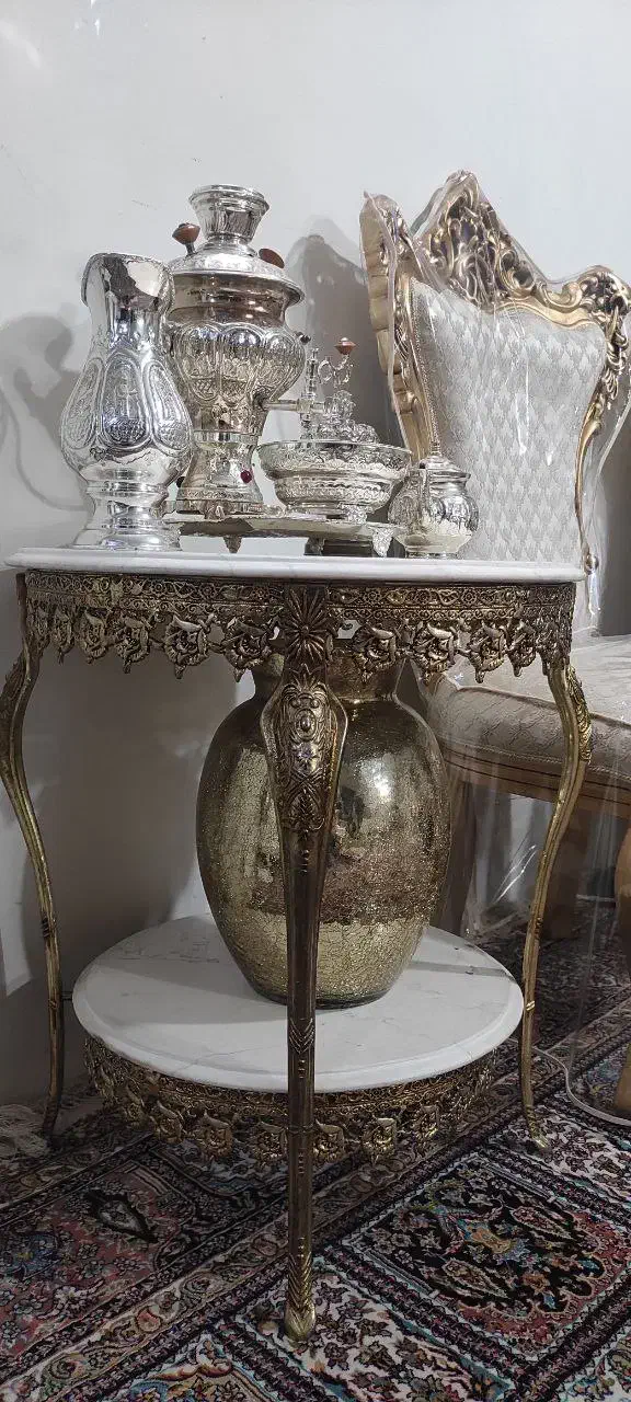 میز خاطره و وسایل. آلیاژ آب کاری برنز باصفحه سنگ|بوفه، ویترین، کنسول|مشهد, هفت تیر (نه دره)|دیوار