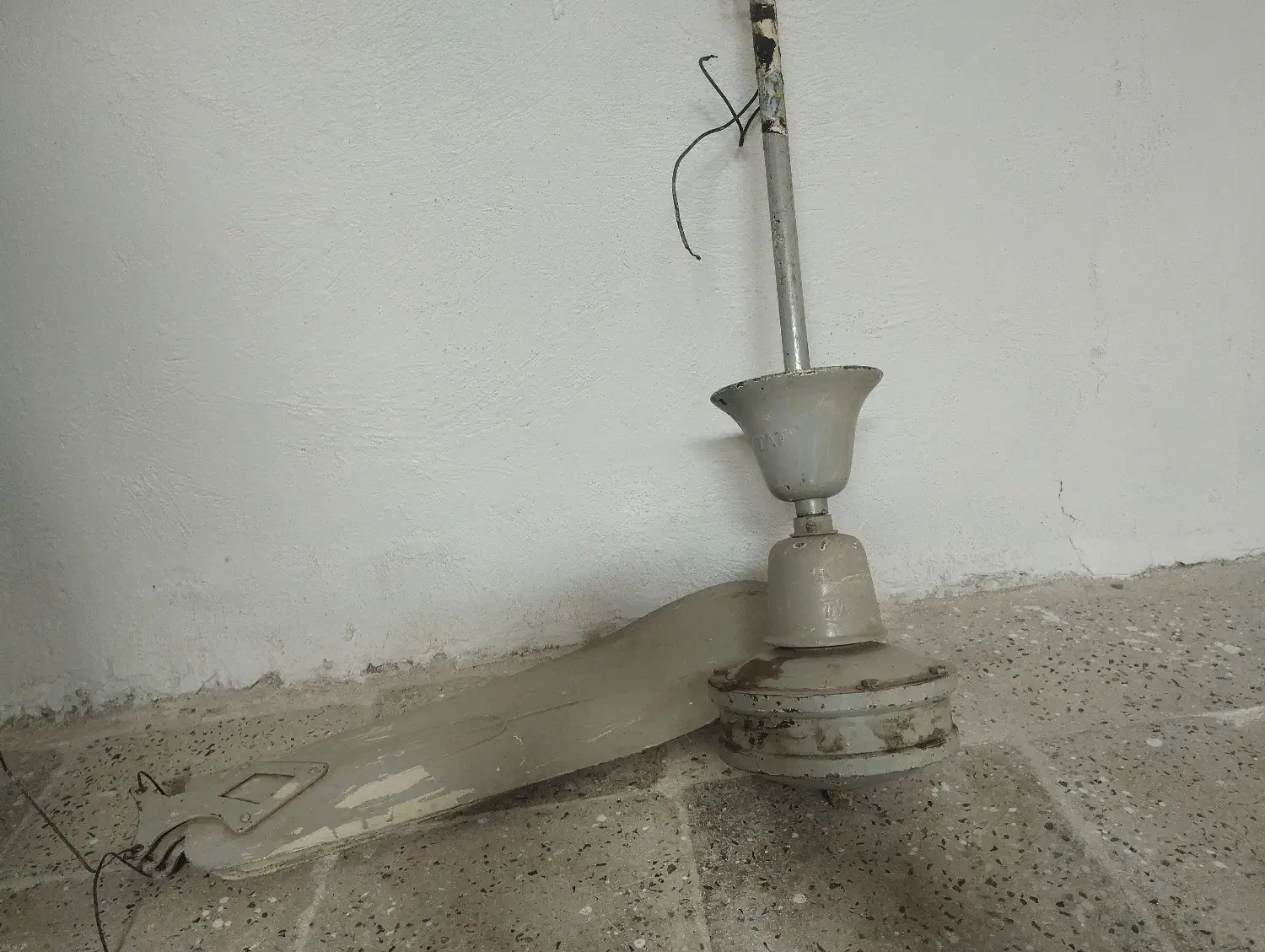 پنکه سقفی|پنکه و تصفیه‌کنندهٔ هوا|کوهدشت, |دیوار