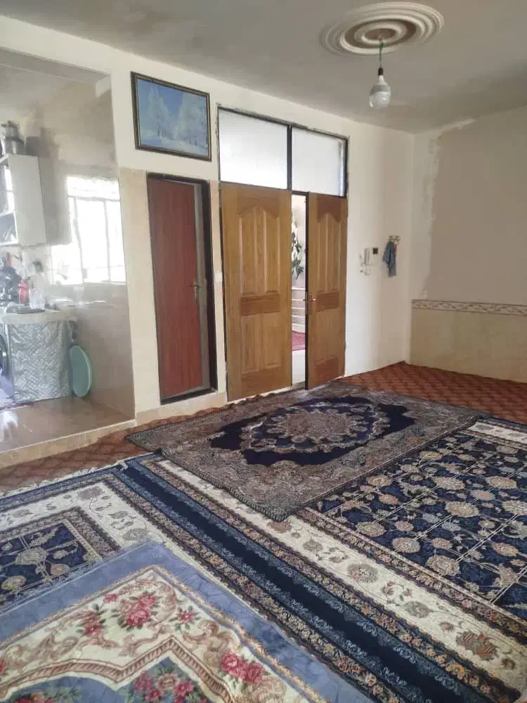 ویلایی مسکن نسترن کوی اول(طبقه بالا)|فروش خانه و ویلا|کرمانشاه, |دیوار