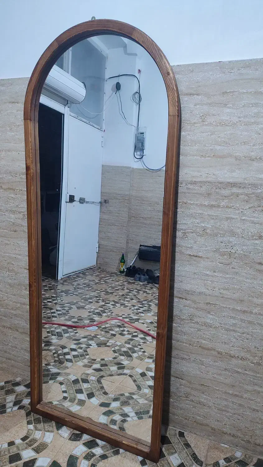 آینه قدی ، مینی پیکنیک ، و گوشی تلفن رومیزی|آینه|لنگرود, |دیوار