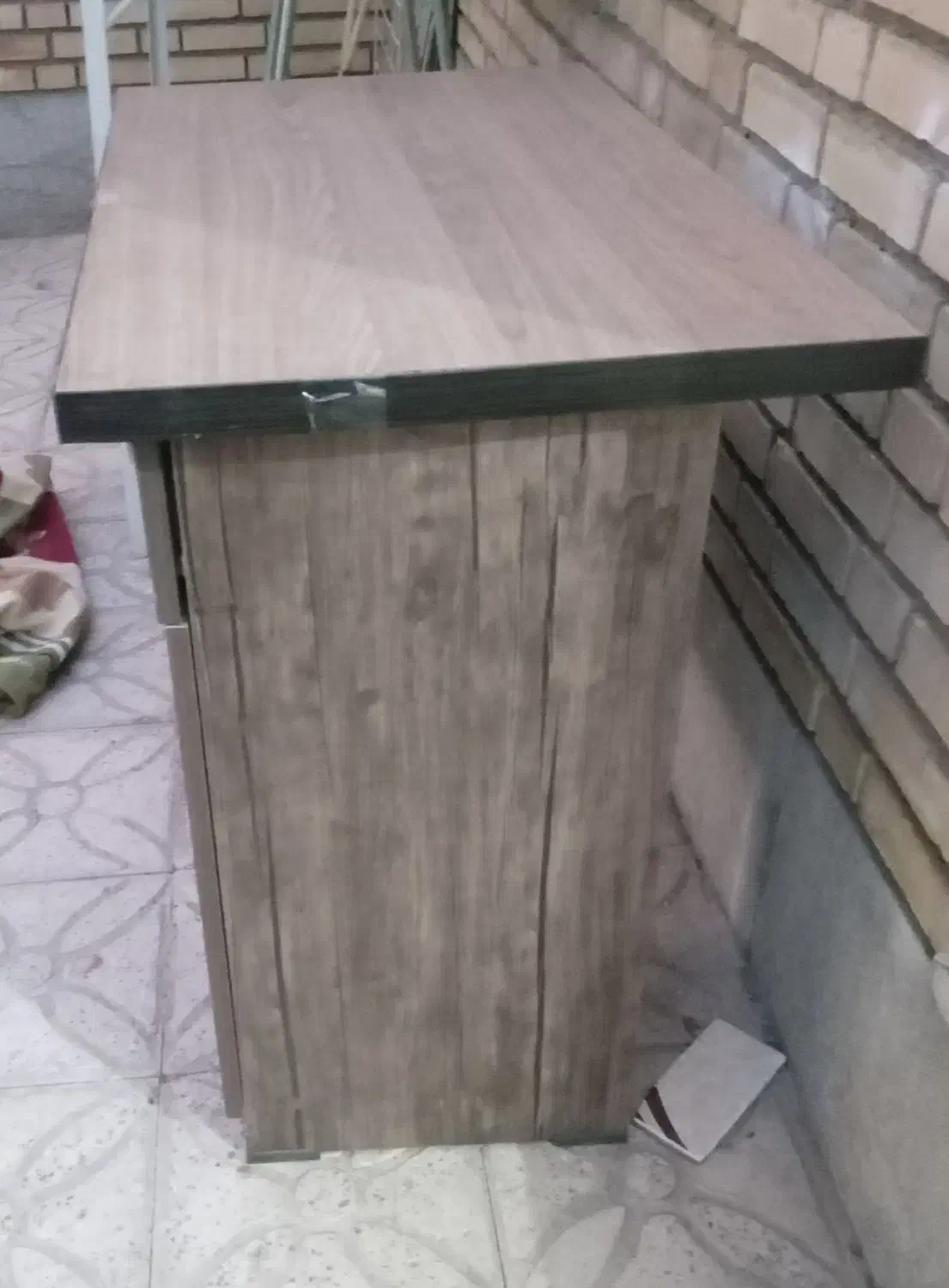 میز تحریر|میز تحریر و کامپیوتر|مبارکه, |دیوار