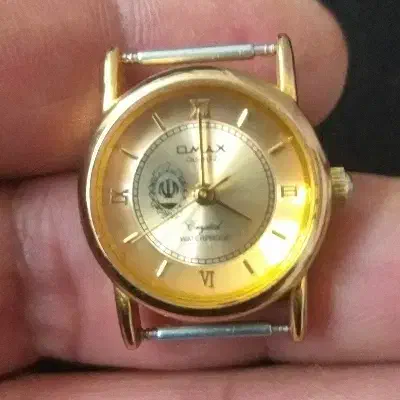 ساعت اوماکس|ساعت|شیراز, وصال|دیوار