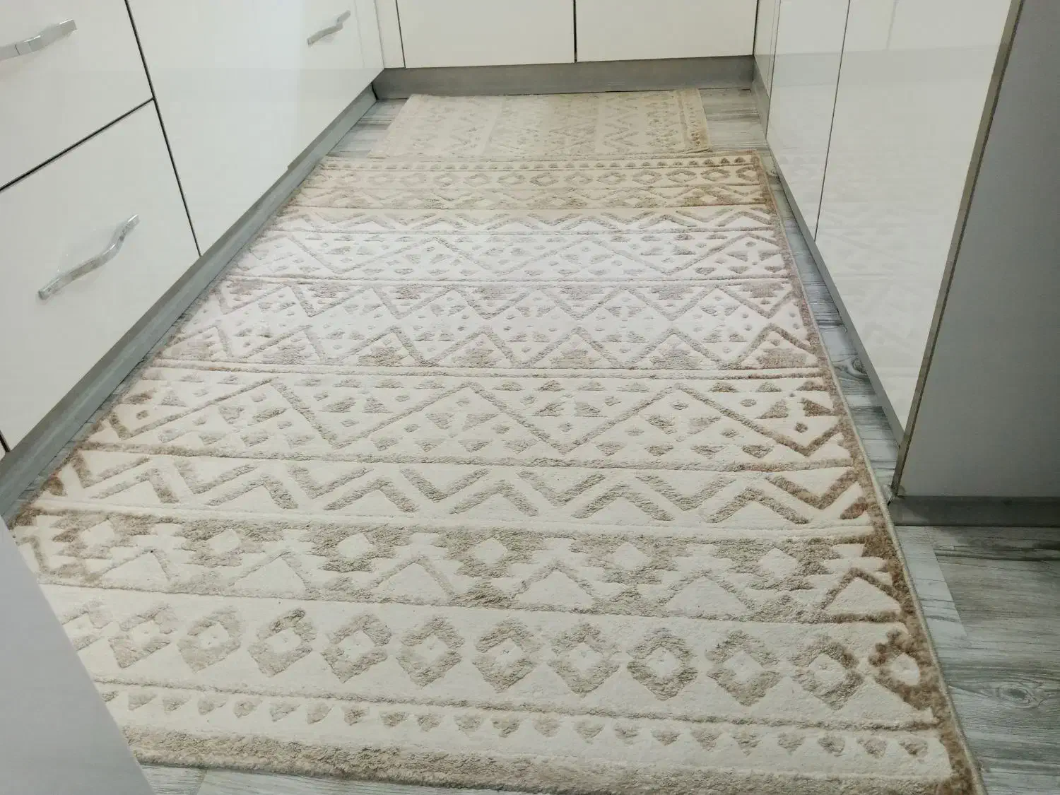 فرش|فرش|تهران, نیروی دریایی|دیوار