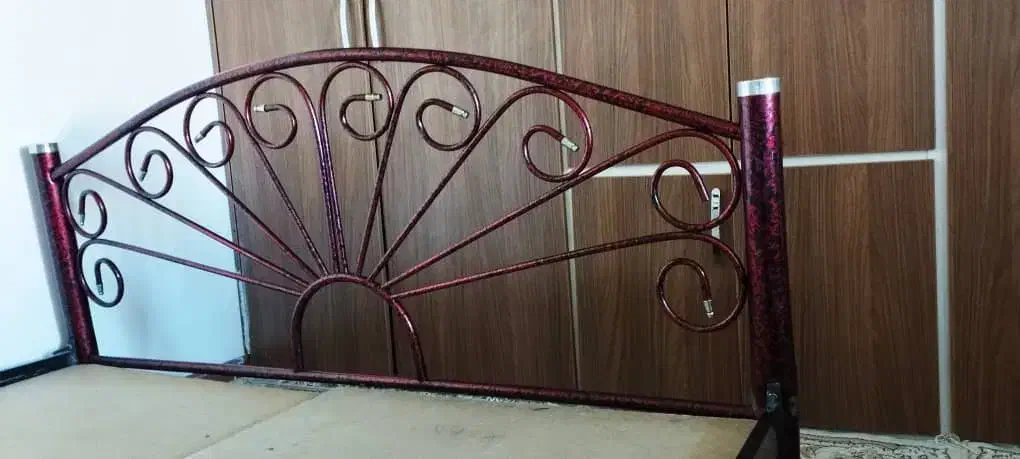 تخت خواب فلزی دونفره|تخت و سرویس خواب|خسروشاه, |دیوار