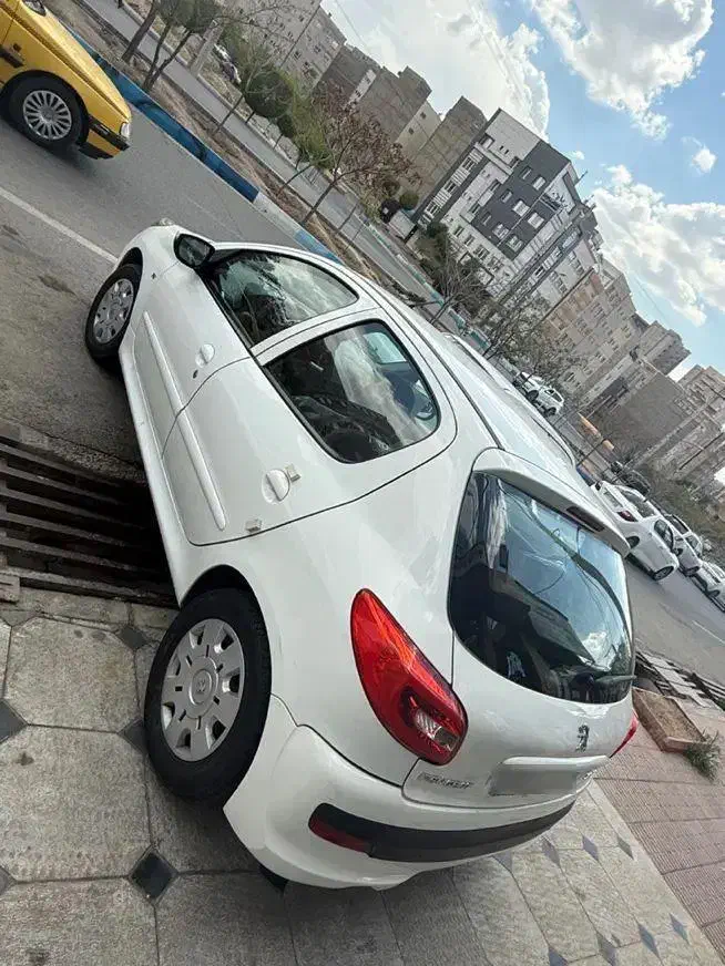 207دنده ای فرمان برقی 1401مدل|خودرو سواری و وانت|تبریز, |دیوار