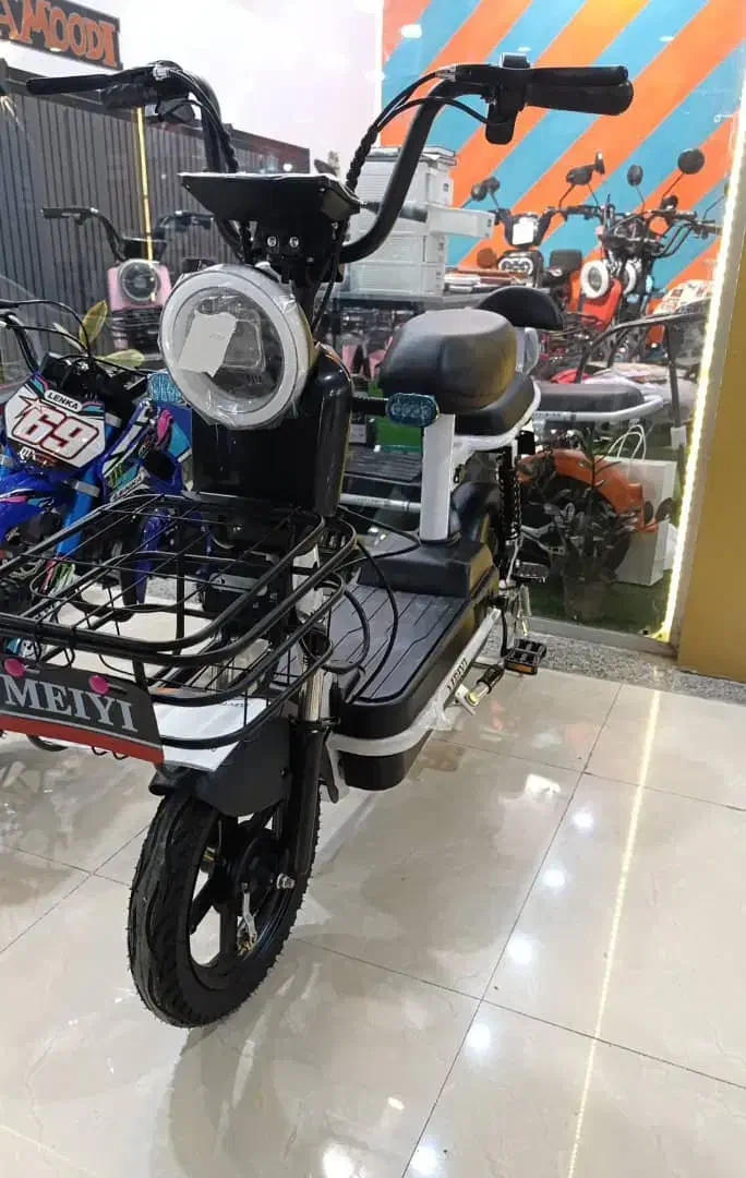 اسکوتر شارژی|اسباب‌بازی بچه|قشم, |دیوار