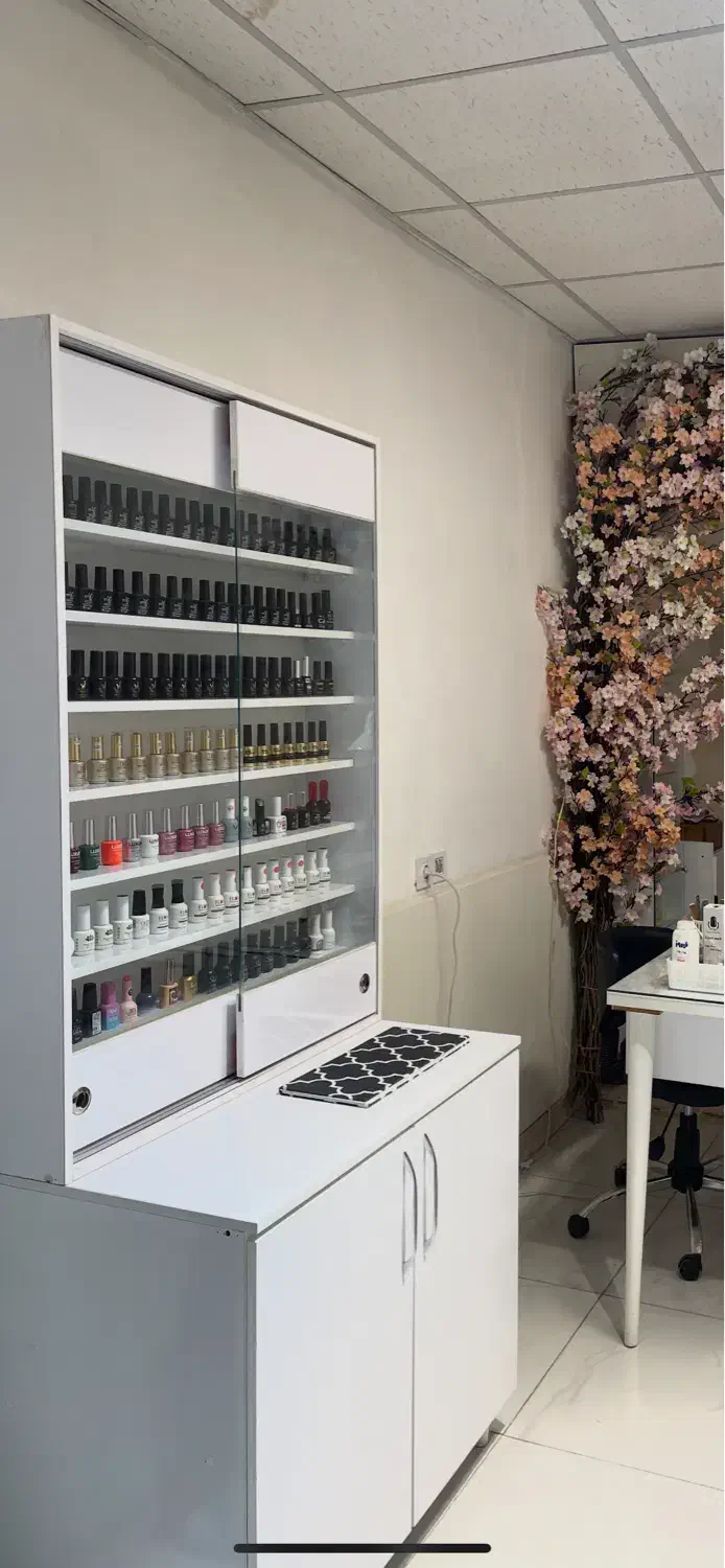 میز و لوازم ناخن|آرایشگاه و سالنهای زیبایی|بجنورد, |دیوار