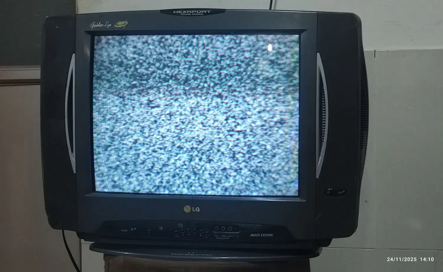 تی وی 21|تلویزیون و پروژکتور|اصفهان, سرچشمه|دیوار