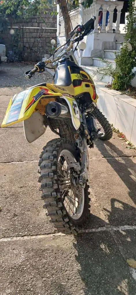 کراس واندرو|موتورسیکلت|رامسر, |دیوار