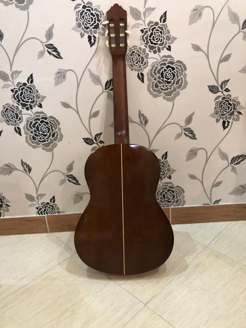 گیتار یاماها مدل C390|گیتار، بیس، امپلیفایر|رشت, گلباغ نماز|دیوار