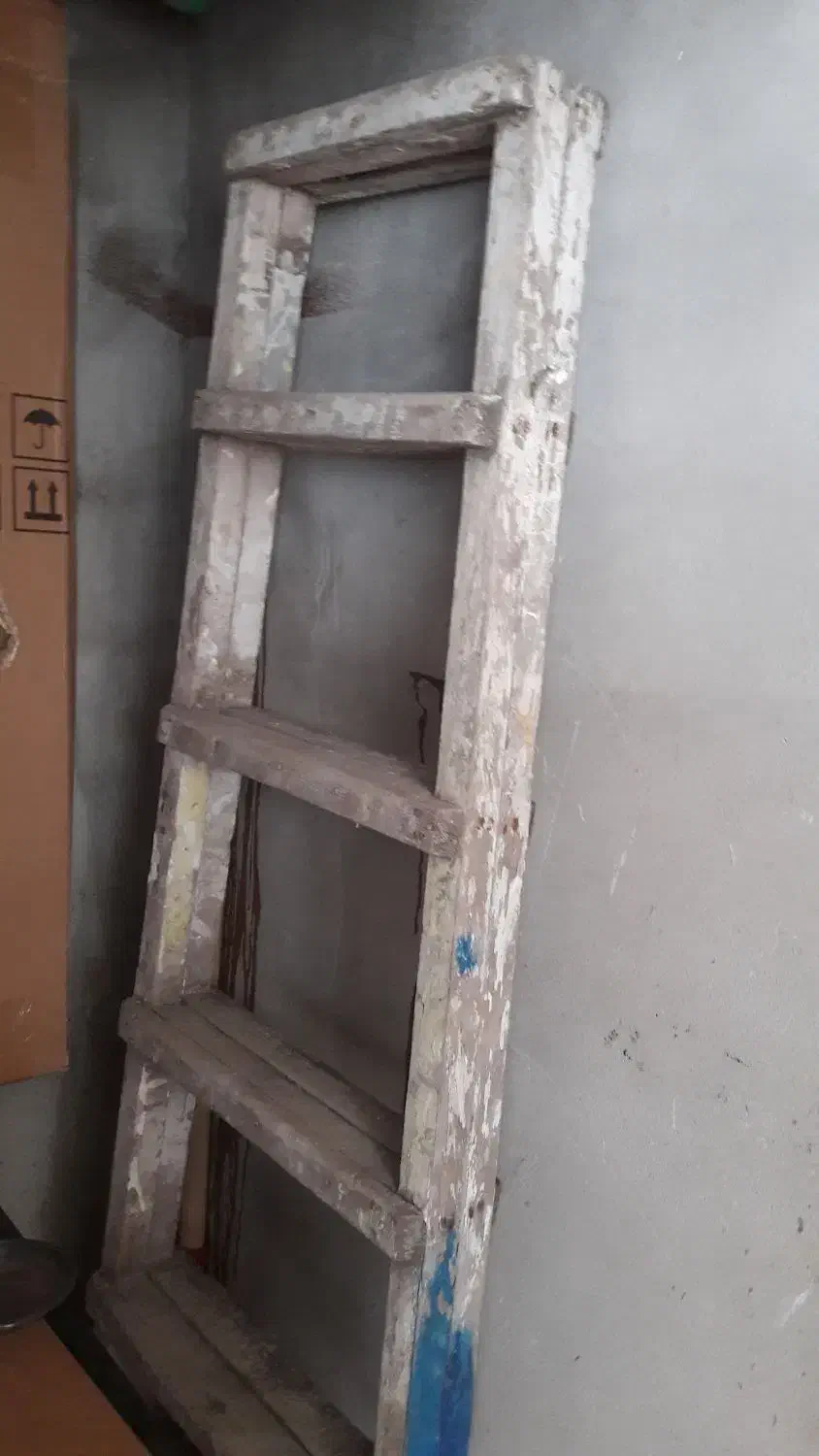 نردبان دو پایه چوبی|ابزارآلات|رشت, معلم|دیوار