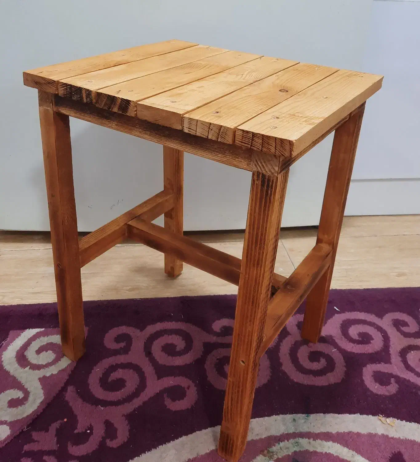 چهار پایه با چوب روس|صندلی و نیمکت|بندر ماهشهر, |دیوار