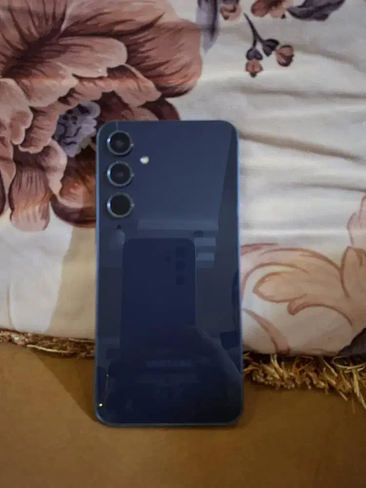 گوشی سامسونگ A55|موبایل|پرند, فاز ۵|دیوار