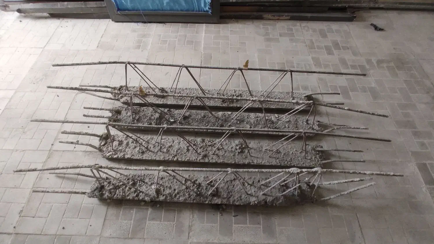 لوله برق گوه تیرچه|مصالح و تجهیزات ساختمان|خوانسار, |دیوار