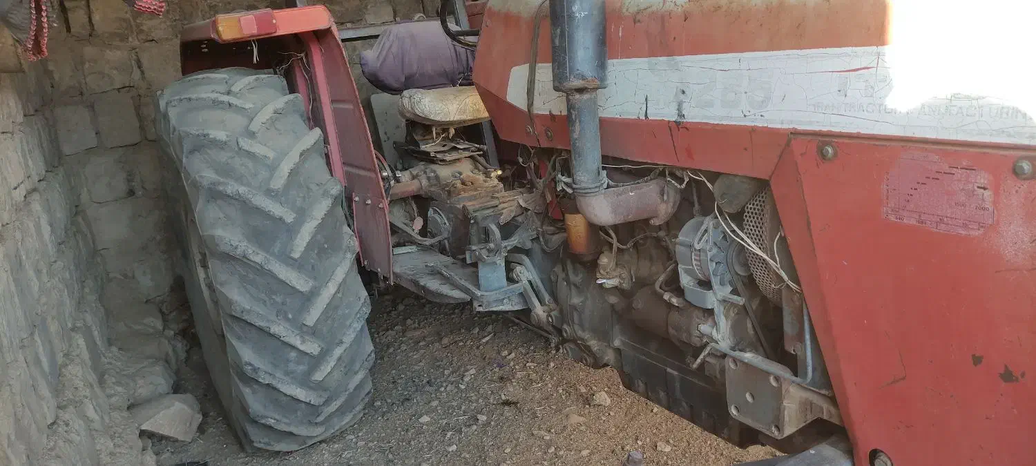 تراکتور فرگوسن همراه با تریلی و گاو آهن|ماشینآلات صنعتی|چرداول, |دیوار