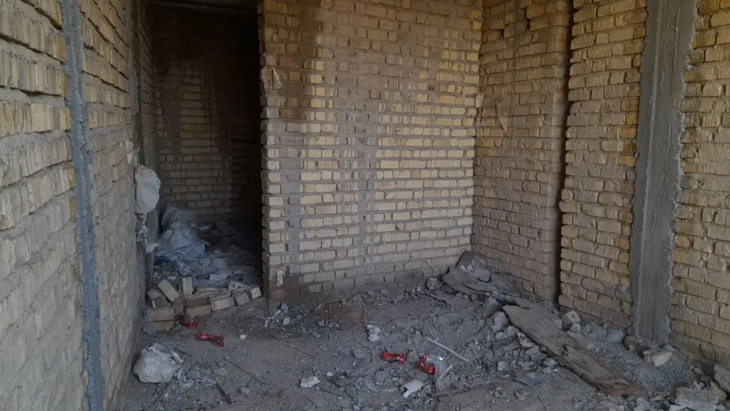 اسکلت ۵۰متری سلطان آباد|فروش زمین و ملک کلنگی|شیراز, سلطان آباد|دیوار