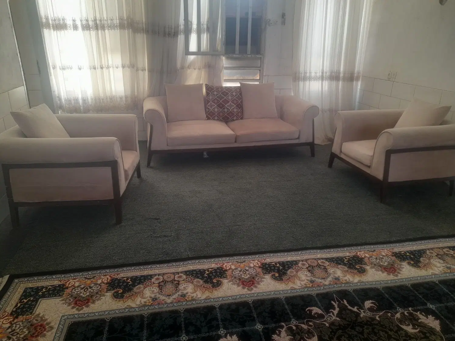 مبل|مبلمان خانگی و میز عسلی|اردکان, |دیوار