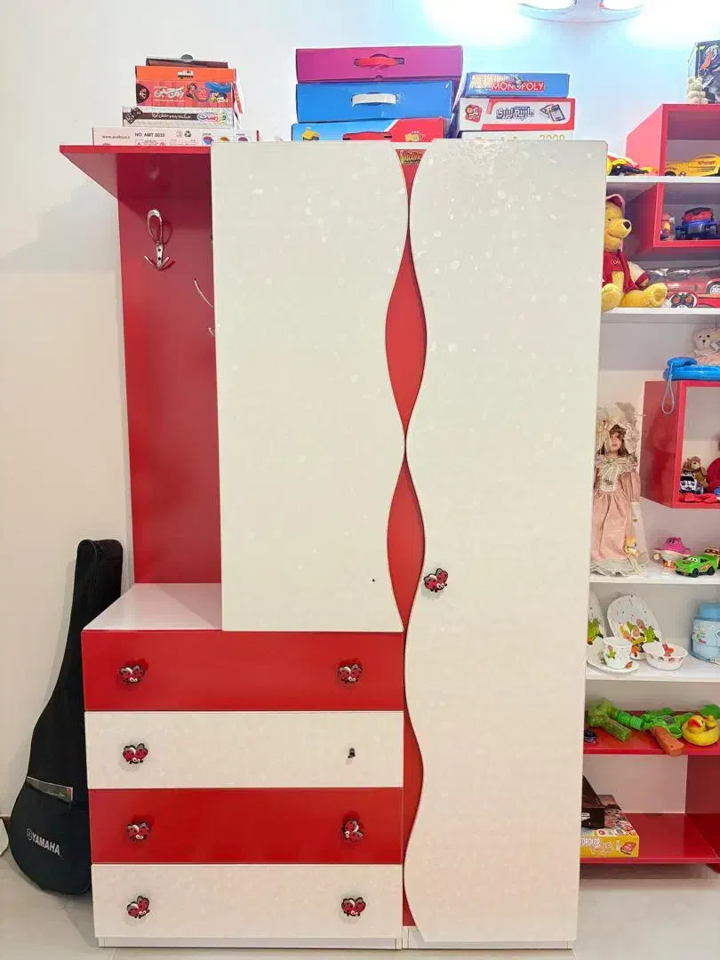 سرویس خواب نوجوان در حد نو|تخت و سرویس خواب|کرمان, |دیوار