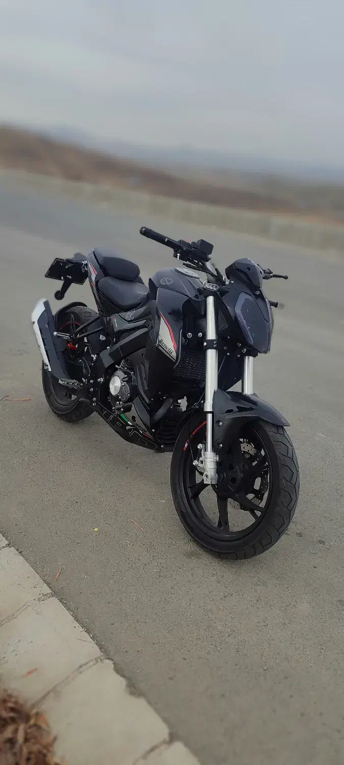 بنلی 180s|موتورسیکلت|تبریز, |دیوار