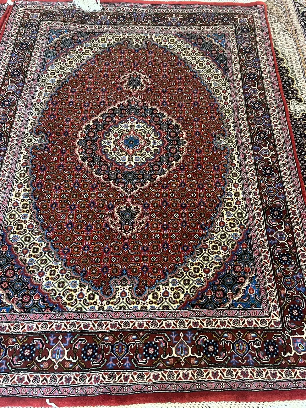 فرش دستبافت خوی وماهی اردبیل|فرش|اردبیل, |دیوار