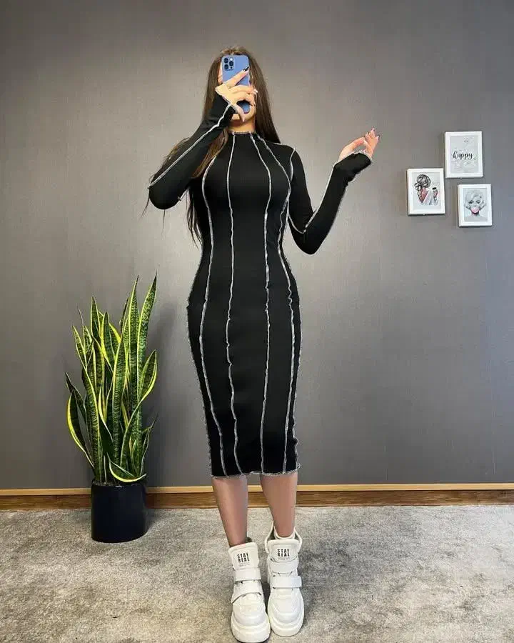 پیراهن مشکی|لباس|سراب, |دیوار