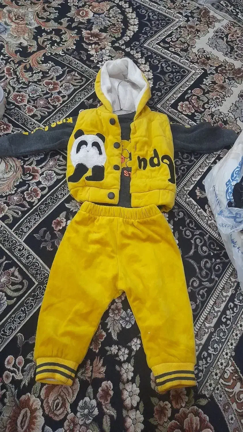 لباس مناسب۳تا۶ماه . پتو حبابی . حوله نوزاد|کفش و لباس بچه|زاهدان, |دیوار