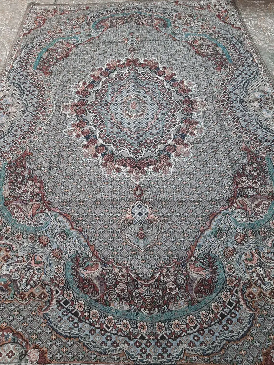 روفرشی قسطی|روفرشی|محمدشهر, کوی بهار|دیوار