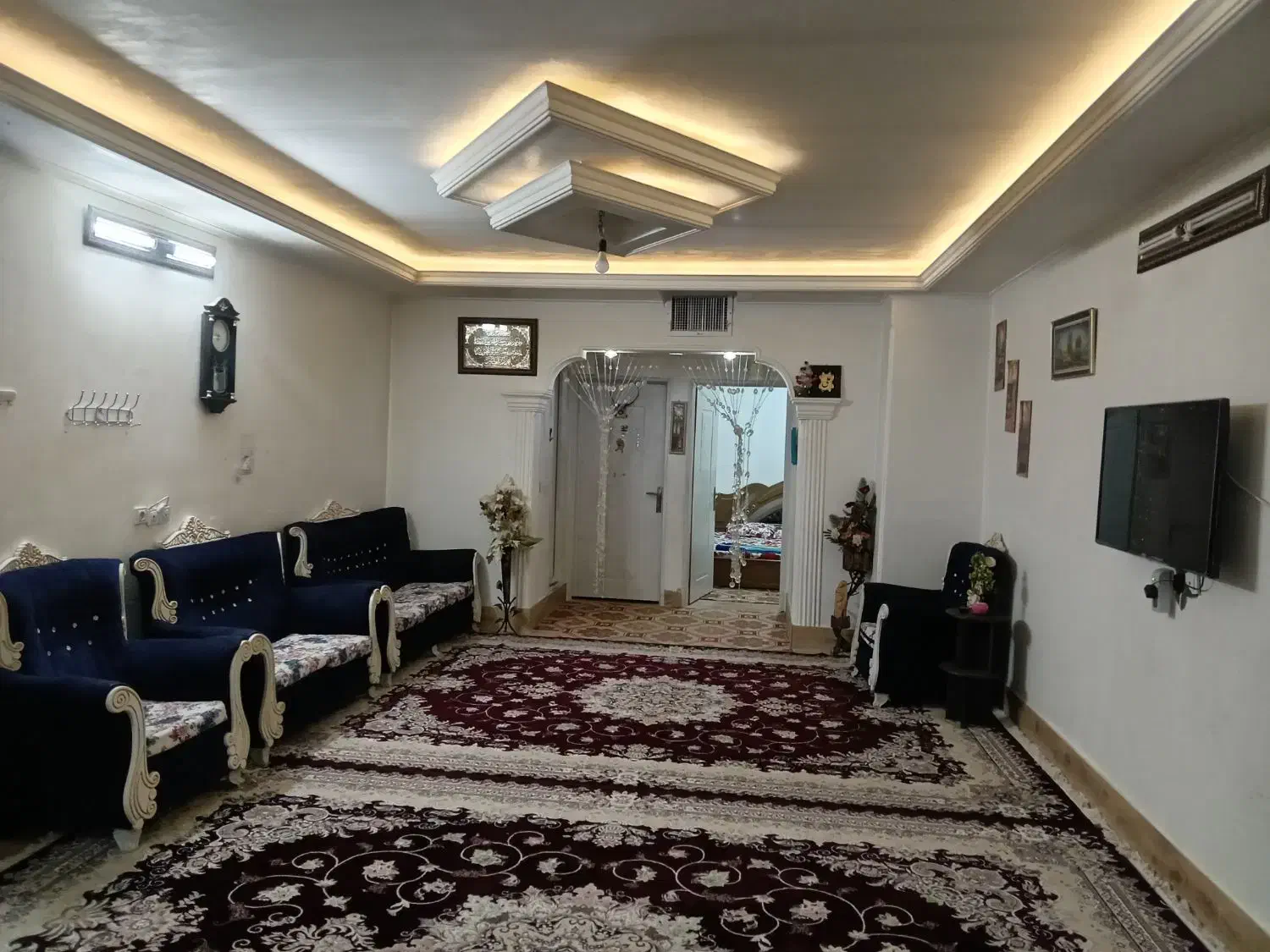 سوئیت تمیز باپارکینگ|اجارهٔ کوتاه‌مدت آپارتمان و سوئیت|سبزوار, کلاته سیفر|دیوار