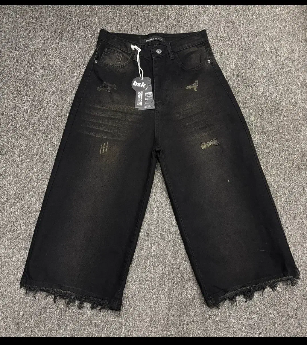 فروش انواع پوشاک شیک ومناسب|لباس|بوشهر, |دیوار