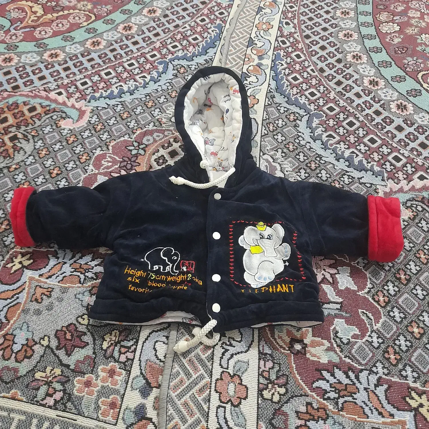 سرهمی دوتیکه|کفش و لباس بچه|بروجرد, |دیوار