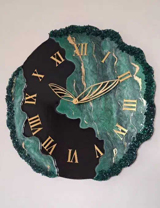 ساعت رزینی دفرمه|ساعت دیواری و تزئینی|اصفهان, کوجان|دیوار