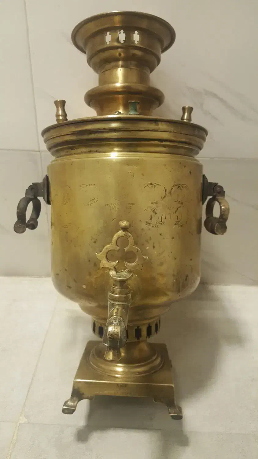 سماورقدیمی روسی|سماور، چای‌ساز، قهوه‌ساز|ارومیه, |دیوار