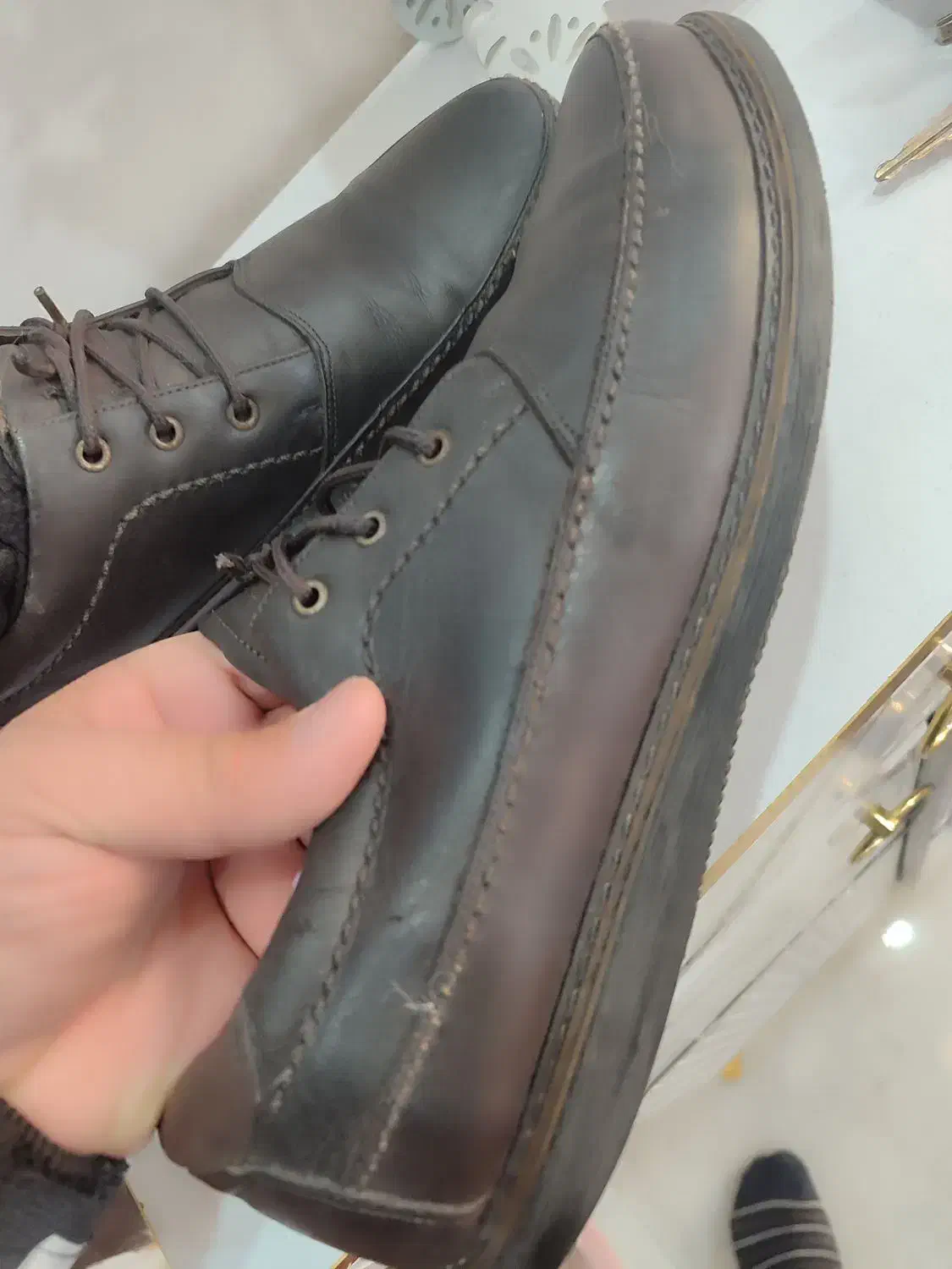 کفش چرم اصل زیر قیمت یایز 44|کیف، کفش، کمربند|صباشهر, |دیوار