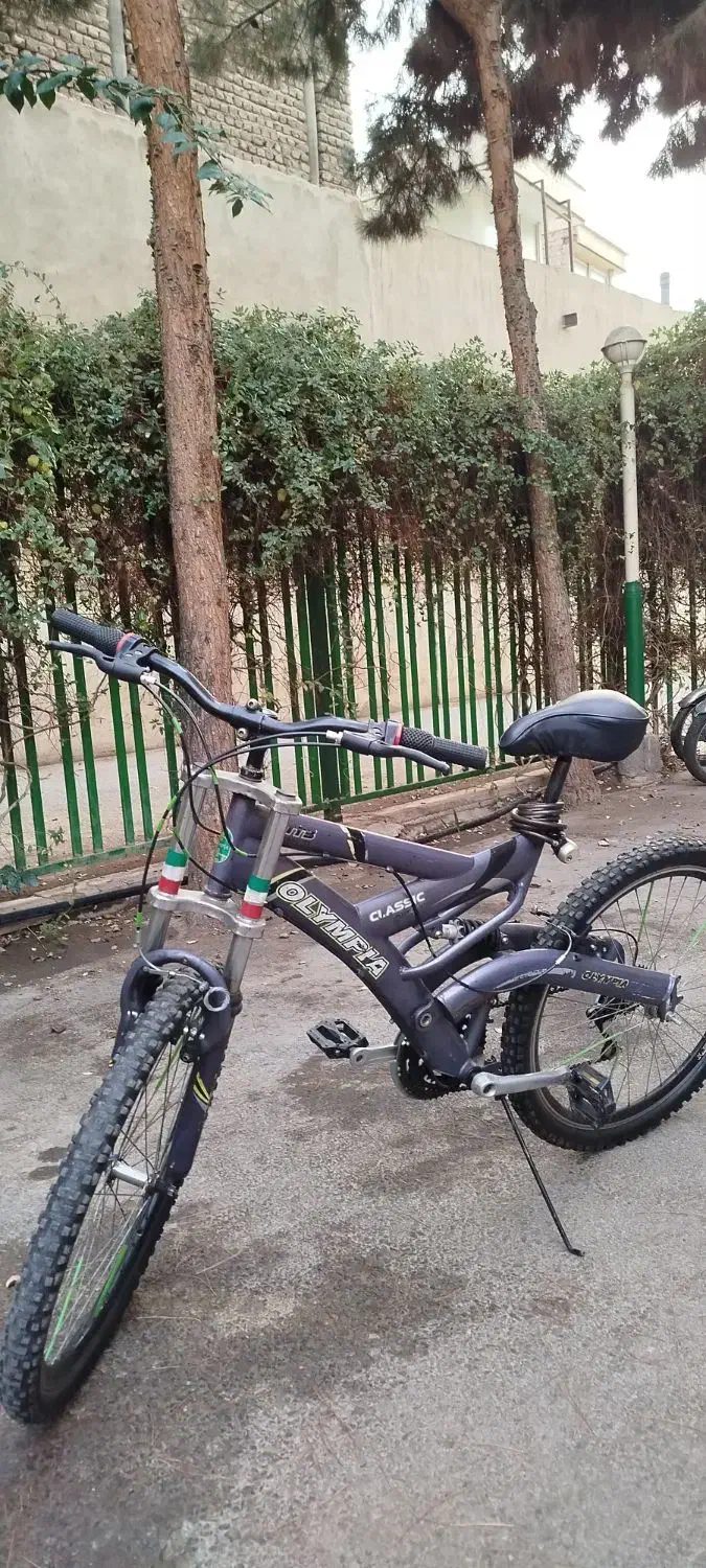 دو چرخه|دوچرخه، اسکیت، اسکوتر|قم, چهار امامزاده|دیوار