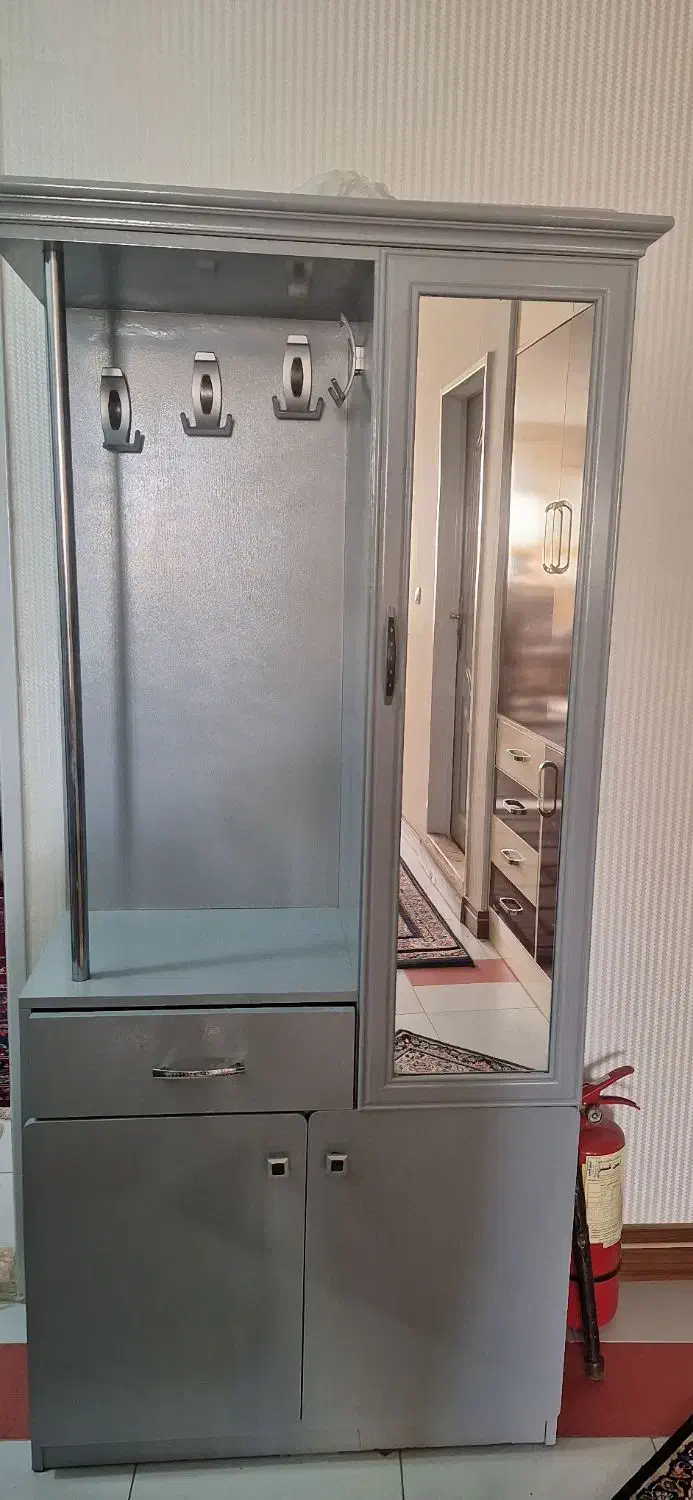 کمد|جاکفشی، کمد، دراور|سبزوار, عظیمیان|دیوار