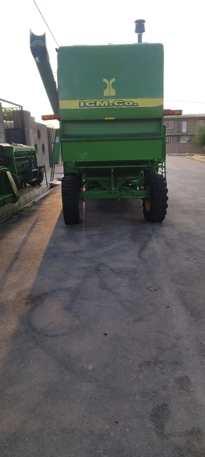 دو دستگاه کمباین جاندیر خشک|خودرو سنگین|دهگلان, |دیوار