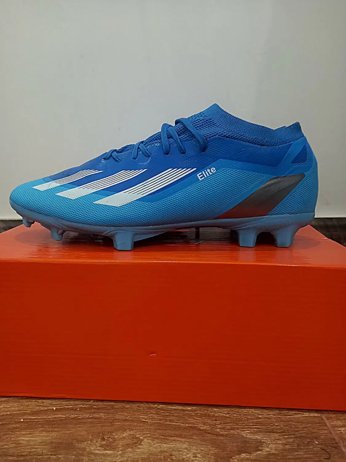 استوک چمن آدیداس Elite|کیف، کفش، کمربند|قدس, شهرقدس|دیوار