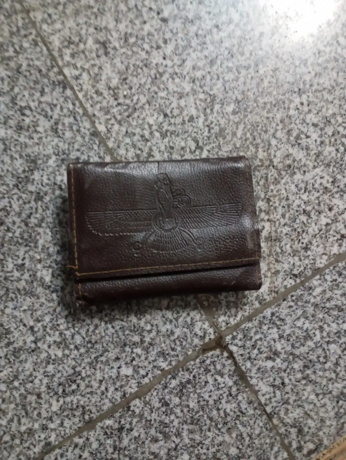 مدارک ماشین گم شده|اشیا|کهریزک, |دیوار