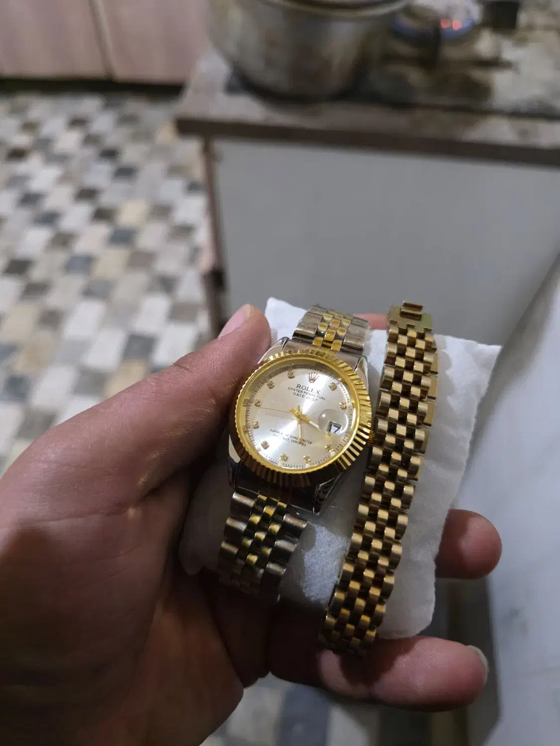 ساعت هوشمند با ساعت رولکس و دستبند انگشتر یاقوت|ساعت|کهک, |دیوار