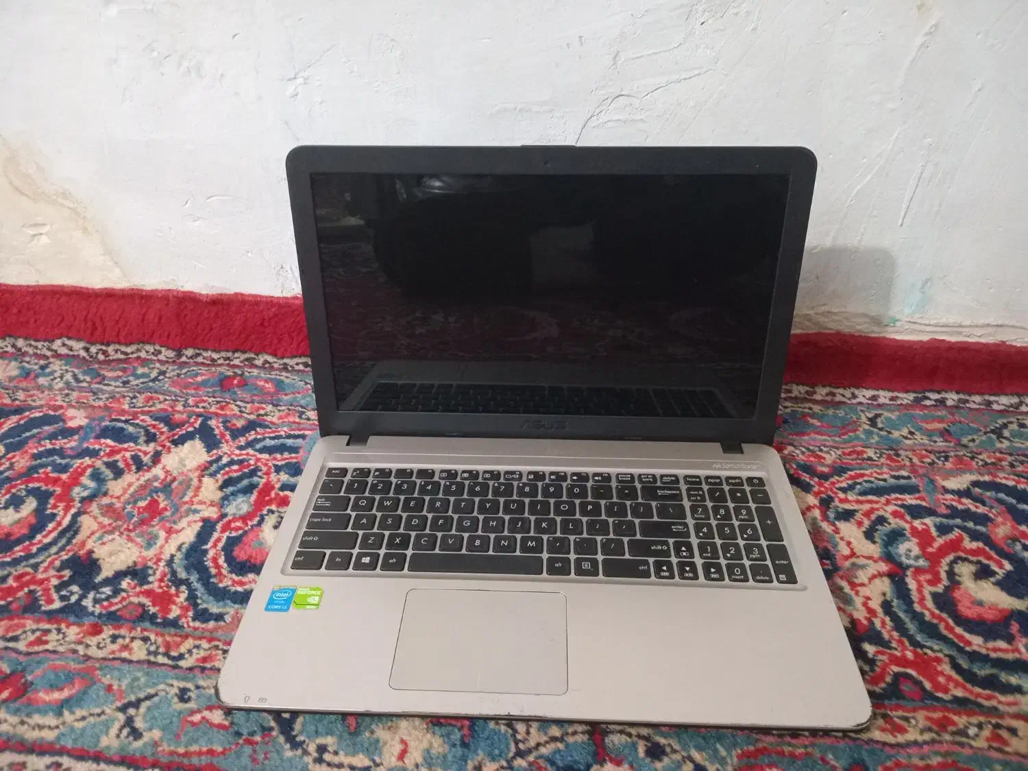 لب تاپ|رایانه همراه|قرق, |دیوار