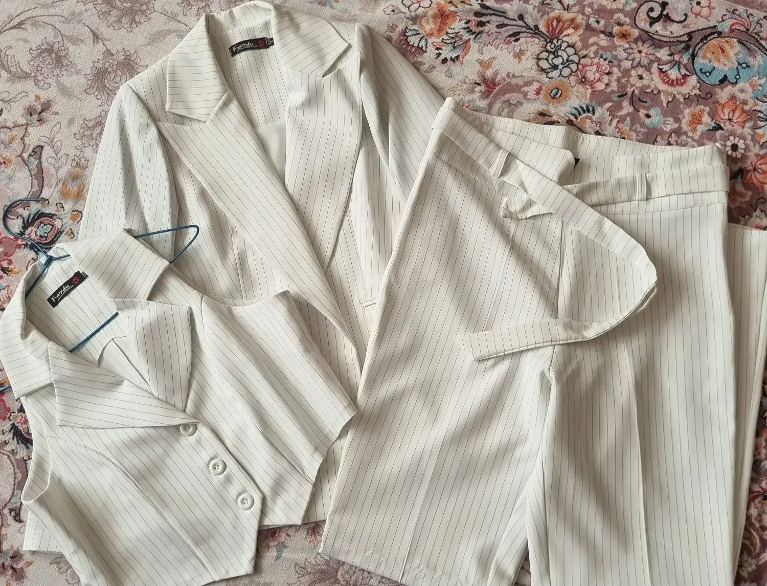 کت شلوارمجلسی زنانه سه تیکه|لباس|کرج, کارخانه قند|دیوار