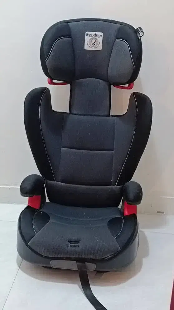 صندلی ماشین کودک peg perego|تخت و صندلی بچه|تهران, مینیسیتی (شهرک نفت)|دیوار