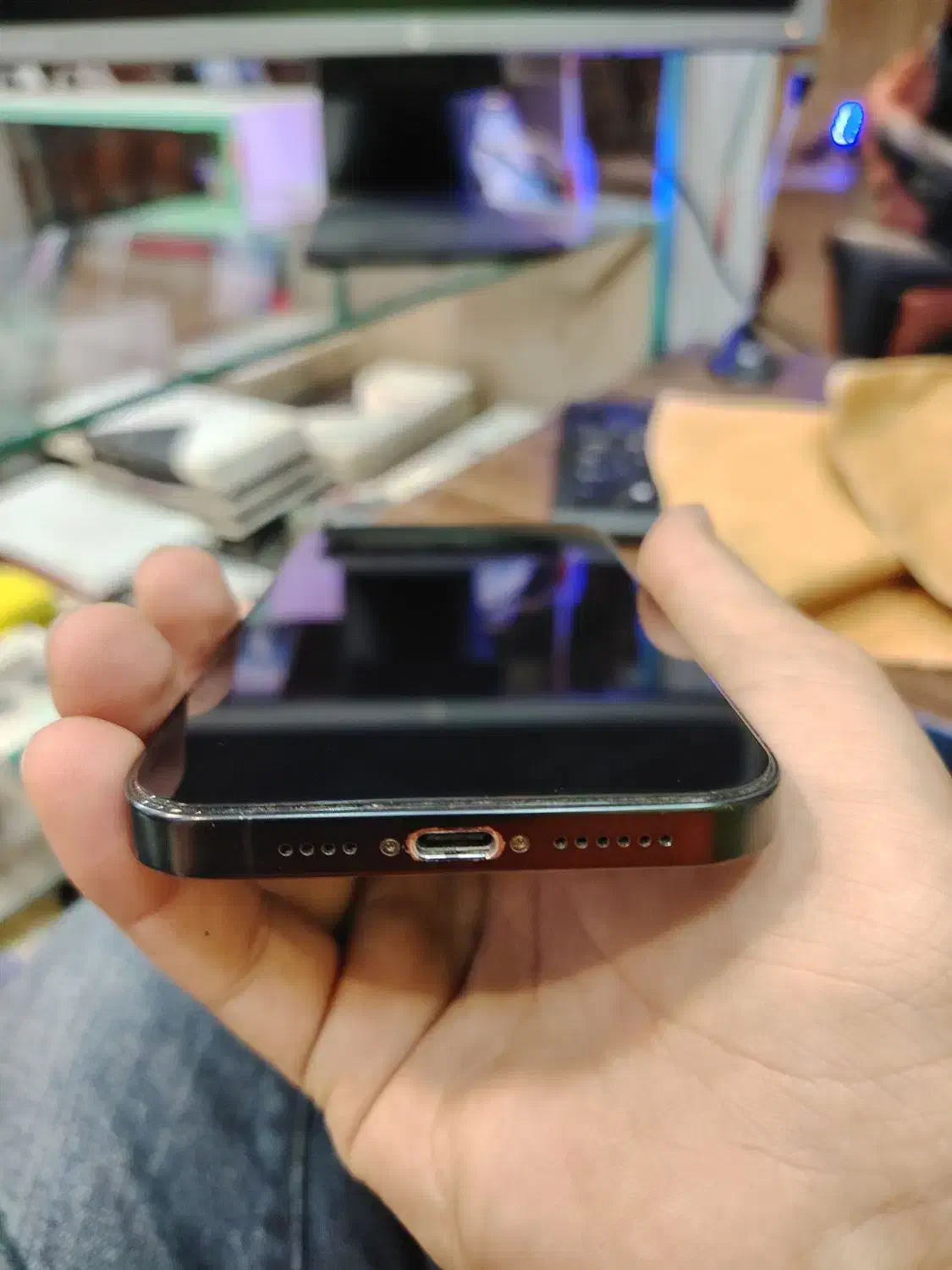 iPhone 13max|موبایل|اصفهان, خواجو|دیوار