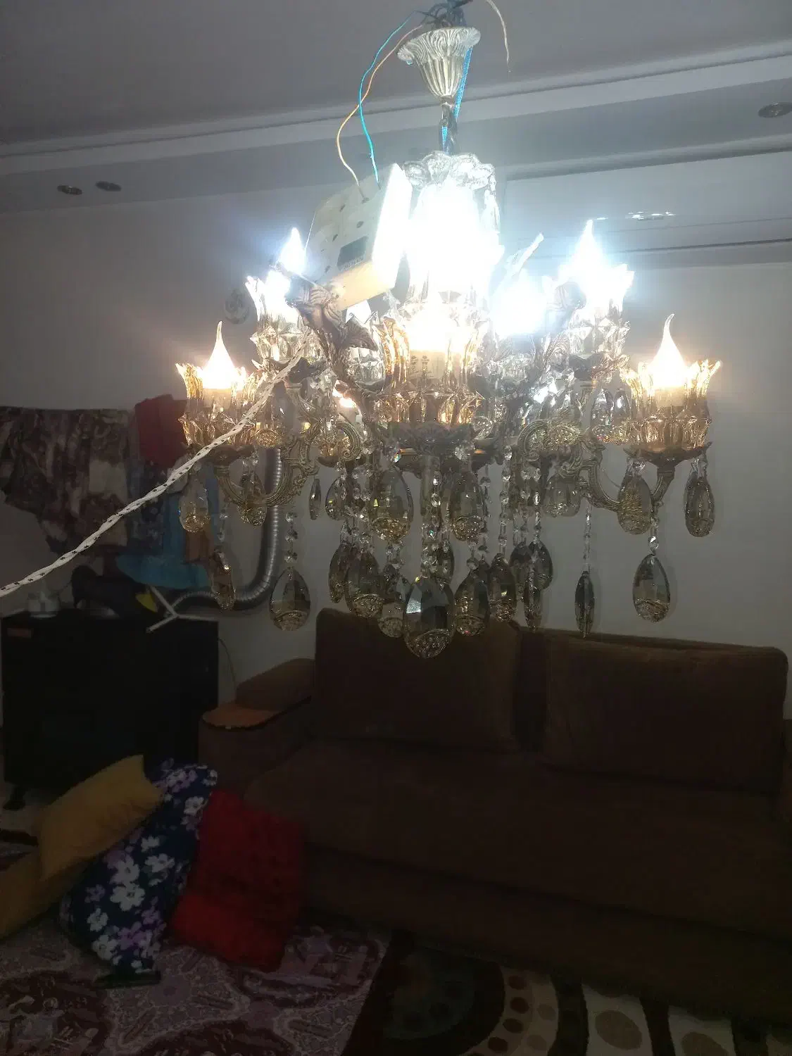 لوستر تمام برنجی به فروش|لوستر و چراغ آویز|رشت, استقامت ۲|دیوار