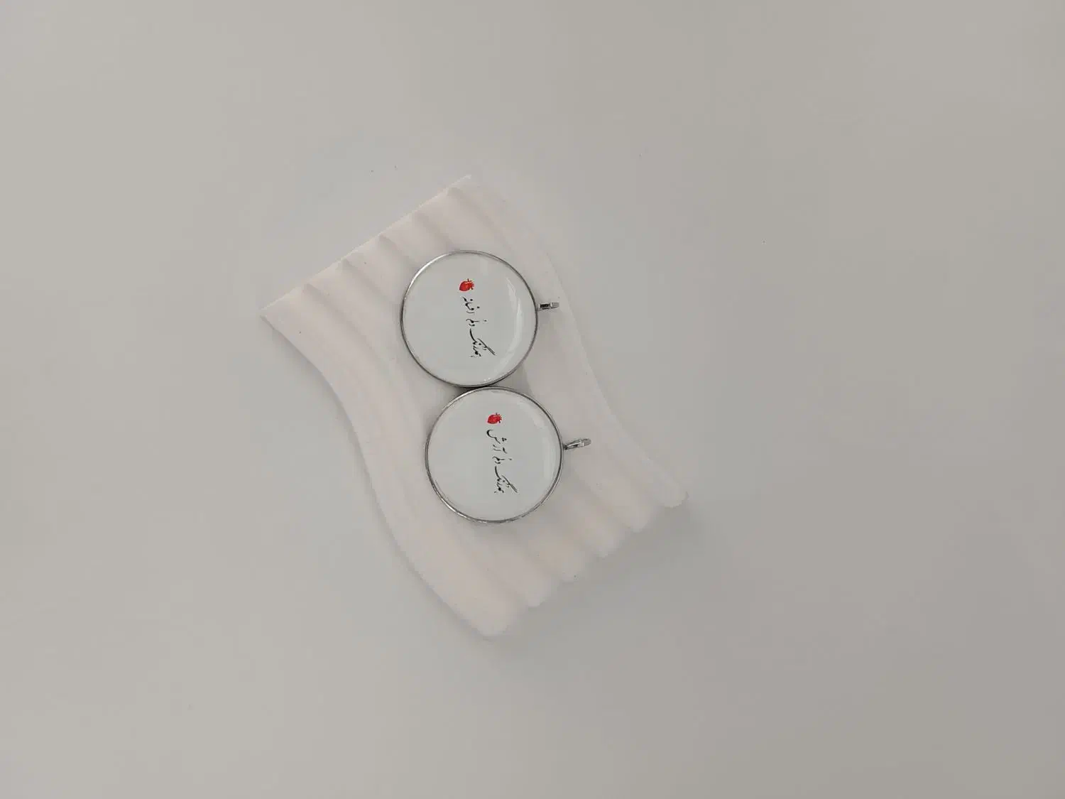 گردنبند و آویز دوطرفه با عکس و متن دلخواه|بدلیجات|اهواز, شریعتی جنوبی|دیوار