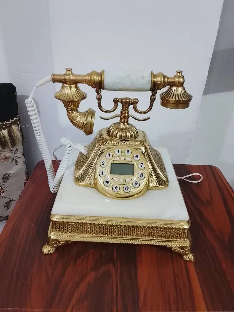 تلفن سلطنتی برنز اصل|تلفن رومیزی|گرمسار, |دیوار