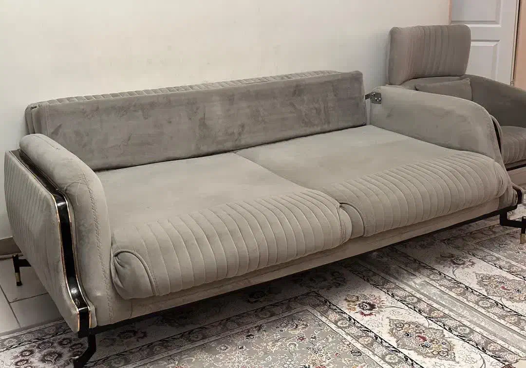 مبل راحتی تخت خواب شو|مبلمان خانگی و میز عسلی|کرج, کمال‌شهر|دیوار