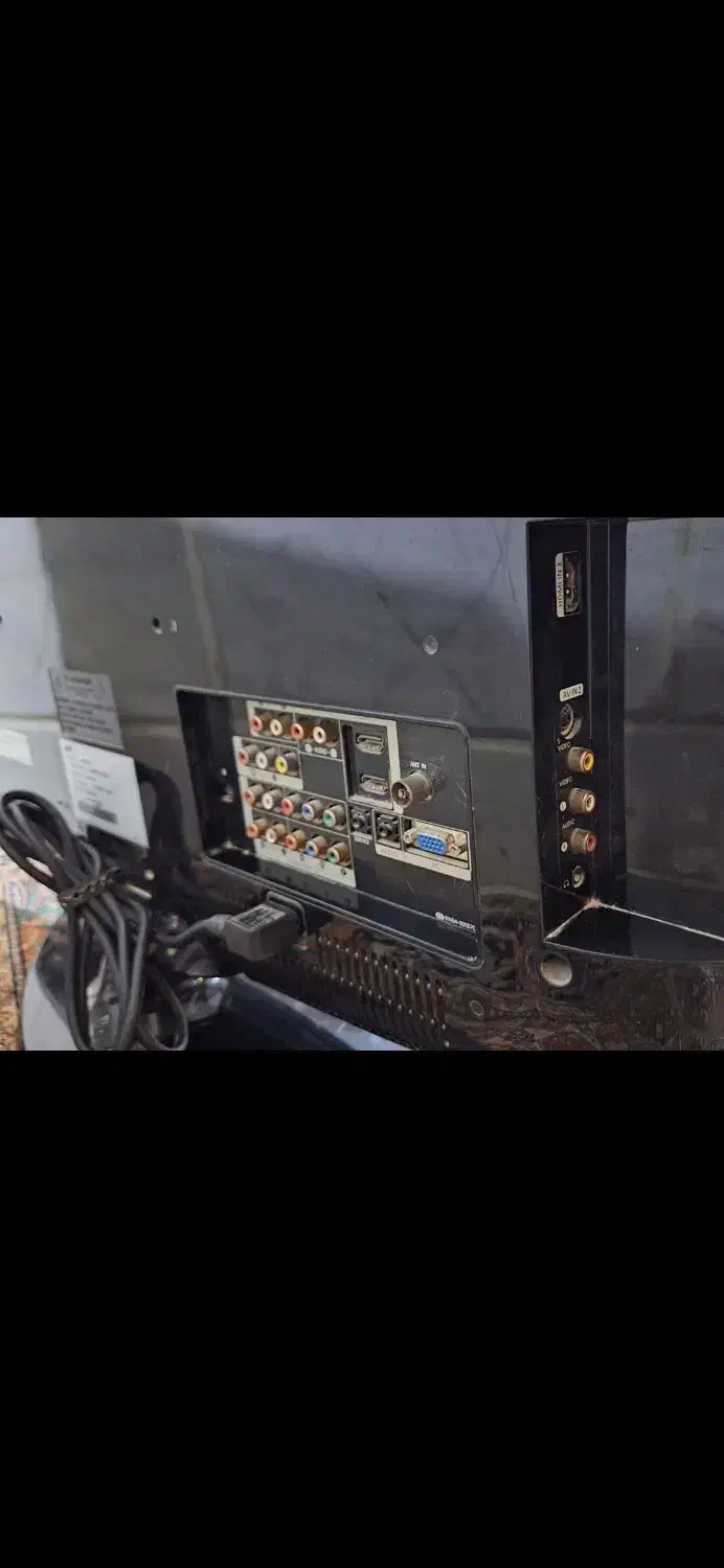 تلویزیون LCD 32 اینچ|تلویزیون و پروژکتور|زابل, |دیوار