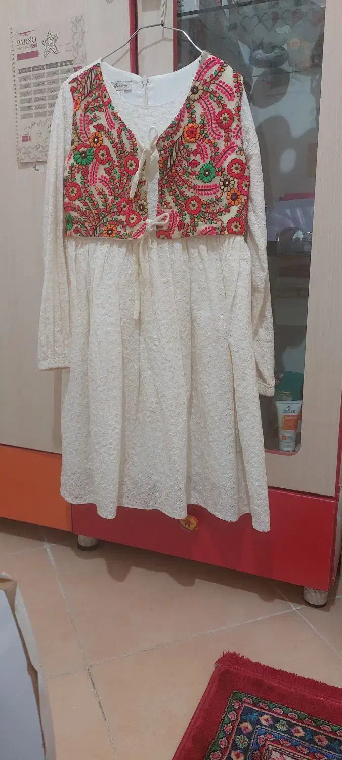مناسب ۸.۹ سال|کفش و لباس بچه|گرگان, |دیوار