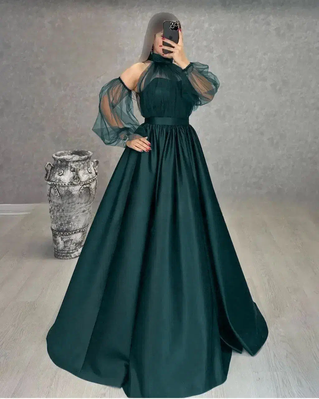 مجلسی اصفهان|لباس|اصفهان, آبشار|دیوار